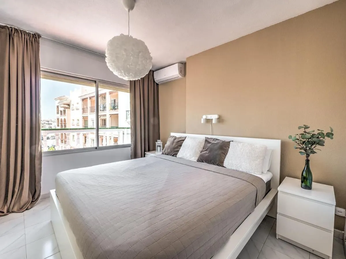 Apartmán Fantastic Penthouse With Roof Terrace In The Heart Of Nerja 0*,
