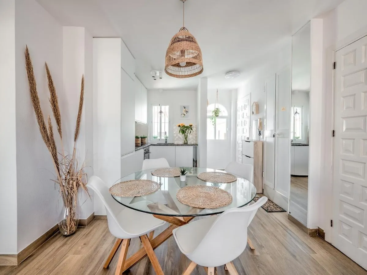 Apartmán Fantastic Penthouse With Roof Terrace In The Heart Of Nerja