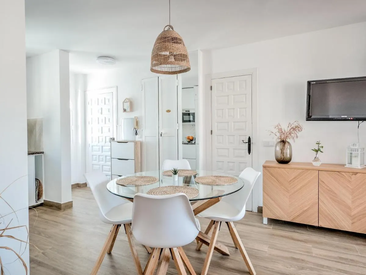 Apartmán Fantastic Penthouse With Roof Terrace In The Heart Of Nerja