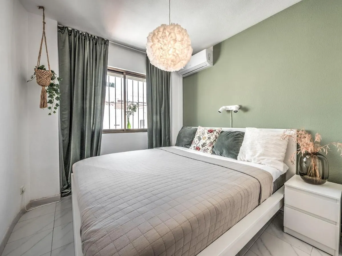 Fantastic Penthouse With Roof Terrace In The Heart Of Nerja Apartment