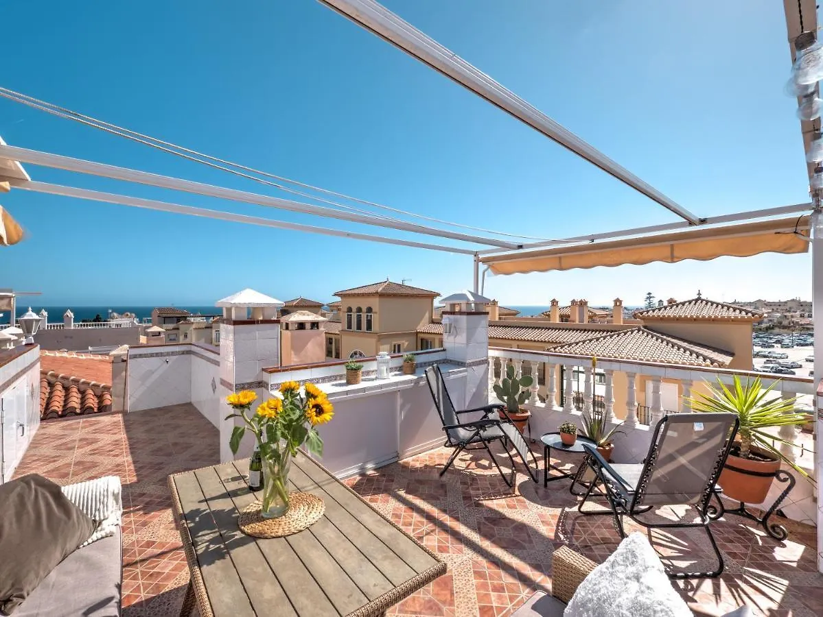 Fantastic Penthouse With Roof Terrace In The Heart Of Nerja Apartman