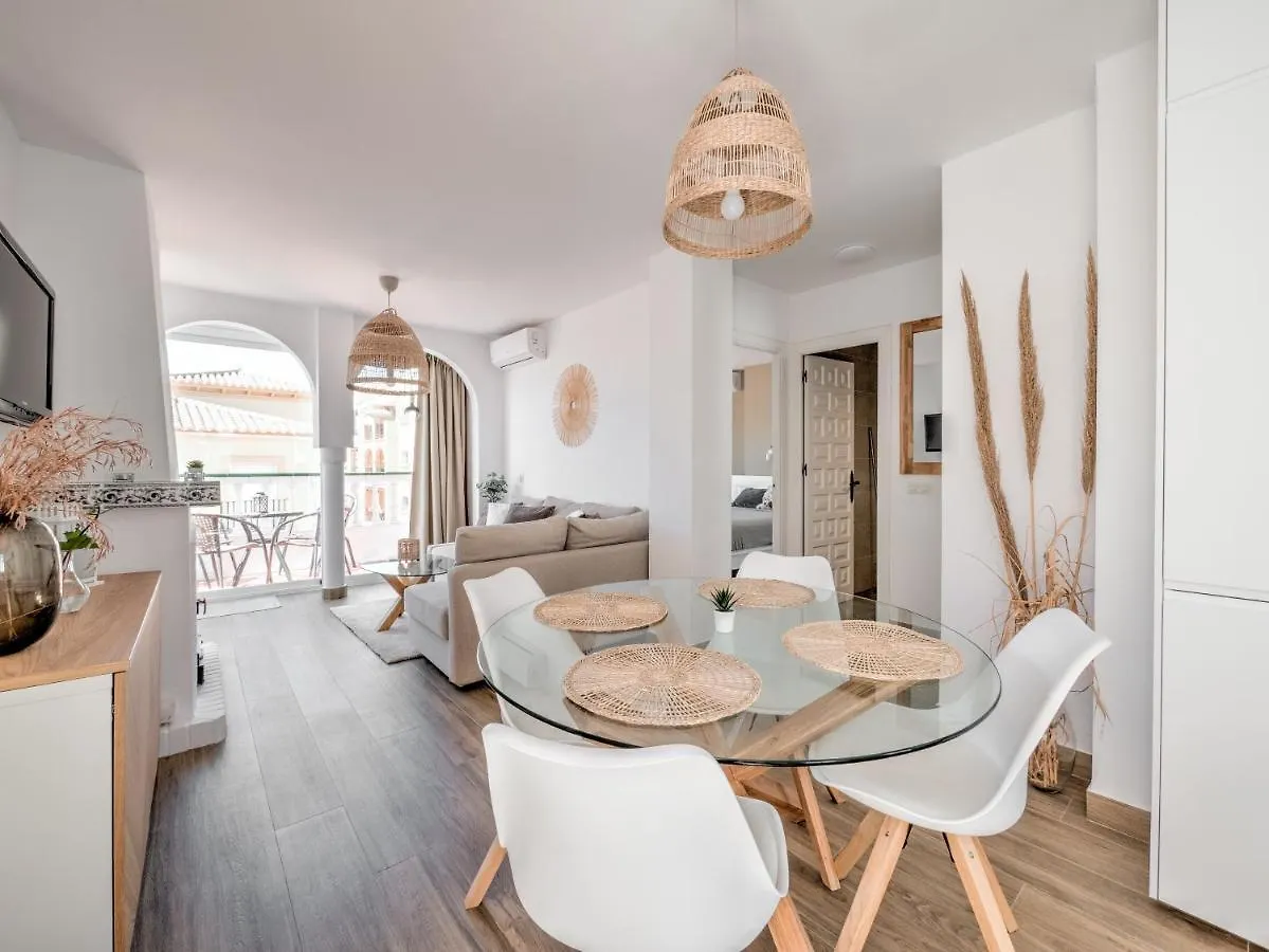 Fantastic Penthouse With Roof Terrace In The Heart Of Nerja Apartman