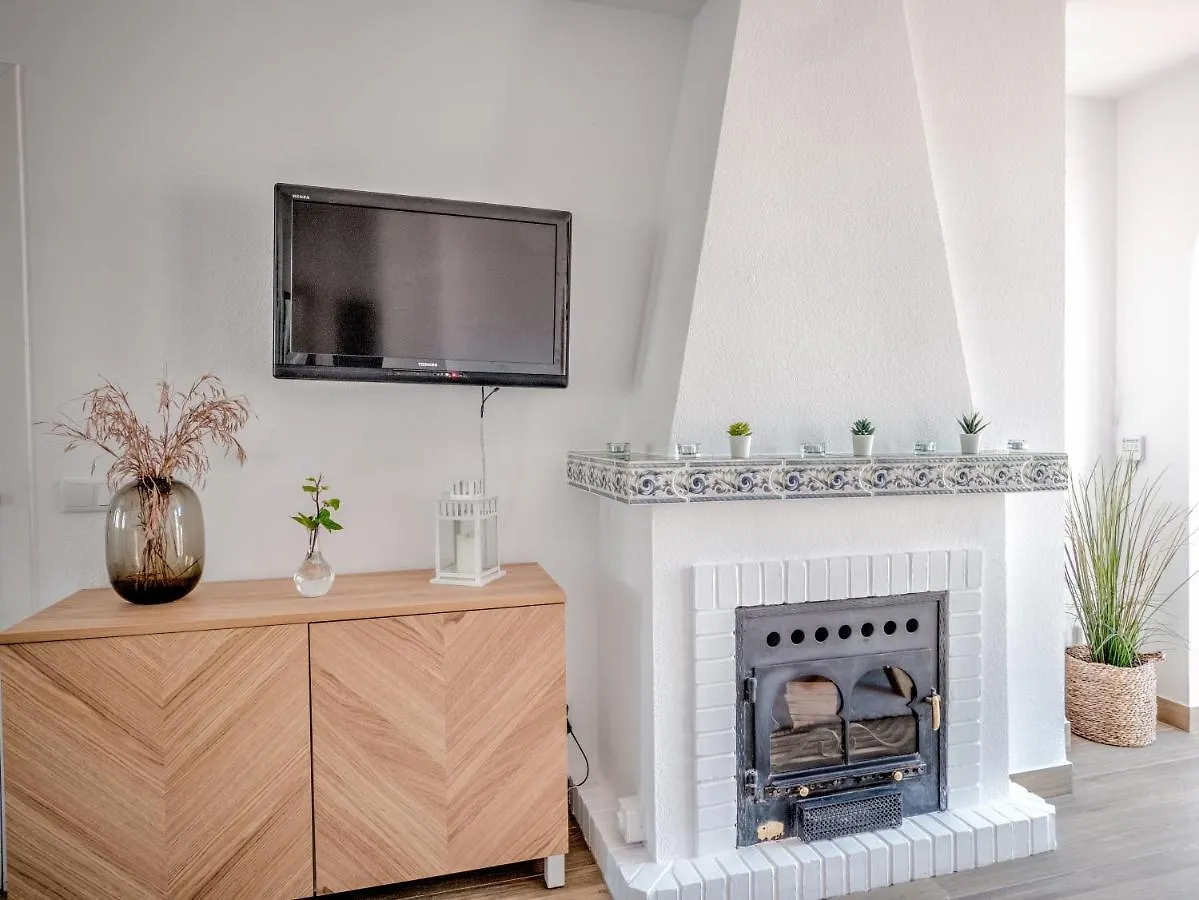 Fantastic Penthouse With Roof Terrace In The Heart Of Nerja Apartment