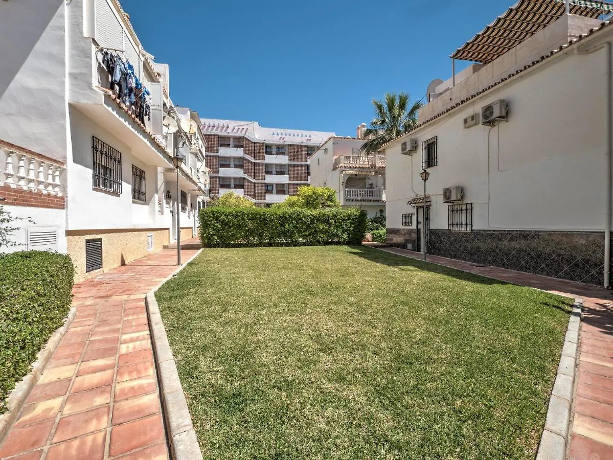 Fantastic Penthouse With Roof Terrace In The Heart Of Nerja Apartman Spanyolország