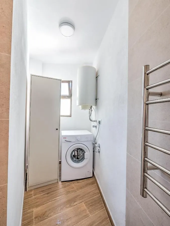 Fantastic Penthouse With Roof Terrace In The Heart Of Nerja Apartman Spanyolország